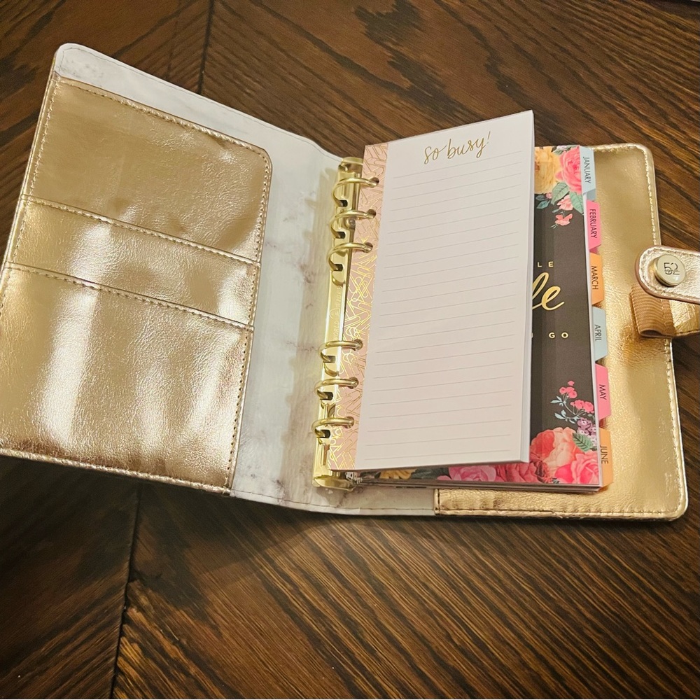 ❌SOLD❌New Agenda 52 Planner, Stickers & Accessories - Picture 3 of 13
